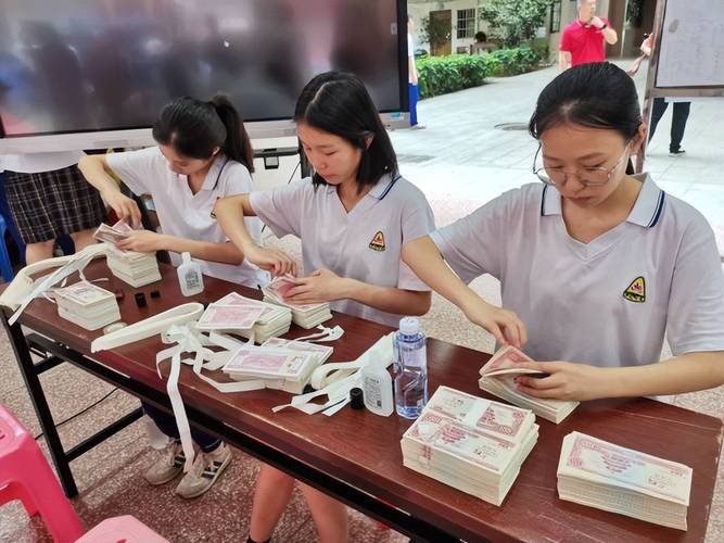广州市荔湾区外语职业高级中学2025年招聘2名校医（非编制）