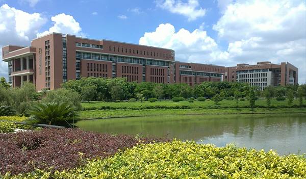 广州大学电子与通信工程学院2025年诚聘1名技术经理人